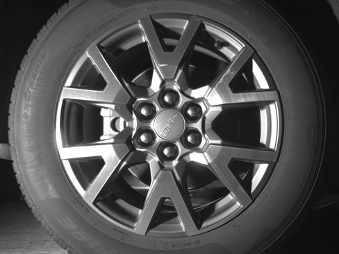 Used 2023 GMC Acadia SLT FWD image 15