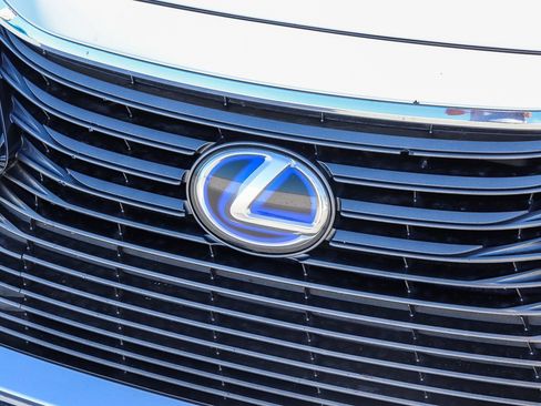 Used 2018 Lexus ES 300h w/ Navigation Package FWD image 13