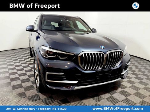 Used 2022 BMW X5 xDrive40i w/ Premium Package AWD/4WD image 1