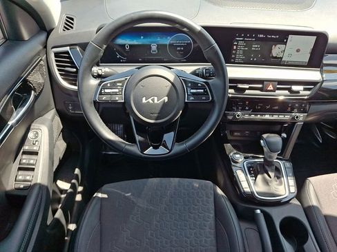 Certified 2024 Kia Seltos S AWD/4WD image 12