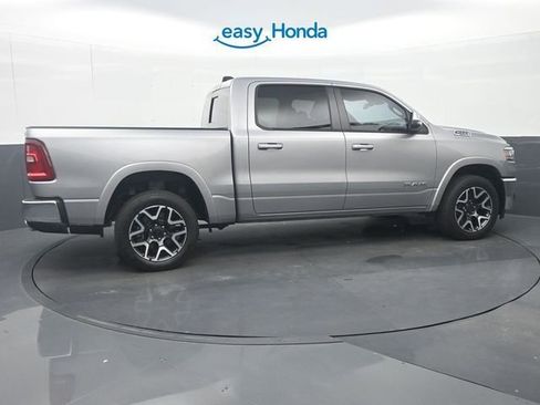 Used 2025 RAM 1500 Laramie AWD/4WD image 8