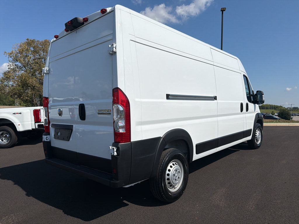 Used 2026 RAM ProMaster 2500 w/ Convenience Group FWD image 5