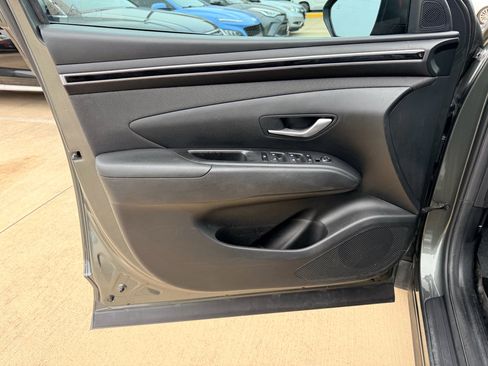 Used 2023 Hyundai Tucson SEL w/ Convenience Package FWD image 9