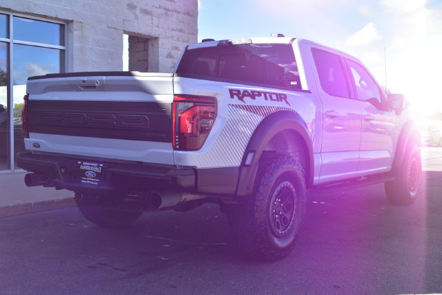Used 2025 Ford F150 Raptor AWD/4WD image 18