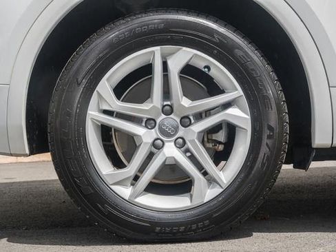 Used 2019 Audi Q5 2.0T Premium w/ Convenience Package image 19