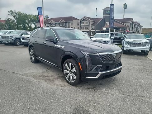 Used 2025 Cadillac Escalade IQ Luxury 2 AWD/4WD image 1