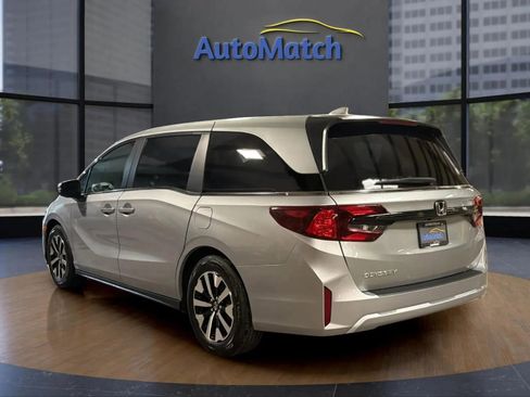 Used 2025 Honda Odyssey EX-L image 8
