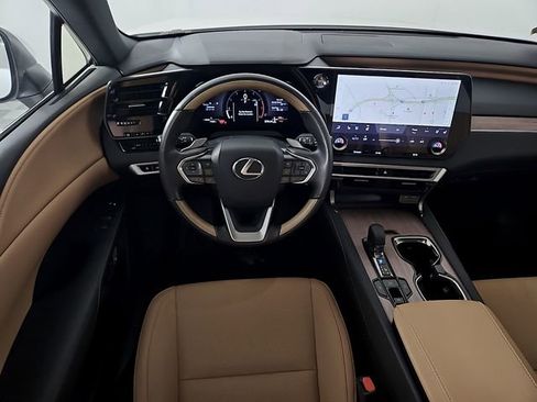 Used 2025 Lexus RX 350 Premium w/ Accessory Package (Z1) FWD image 12