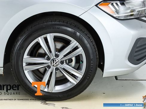 Used 2023 Volkswagen Jetta SE w/ Panoramic Sunroof Package image 51