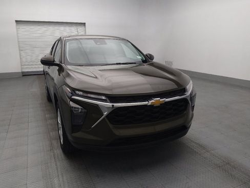 Used 2024 Chevrolet Trax LS FWD image 14
