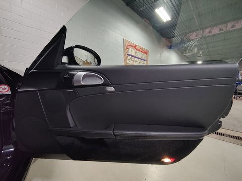 Used 2008 Porsche Cayman S image 7