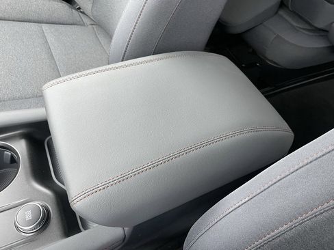 New 2026 Ford Explorer Active image 52