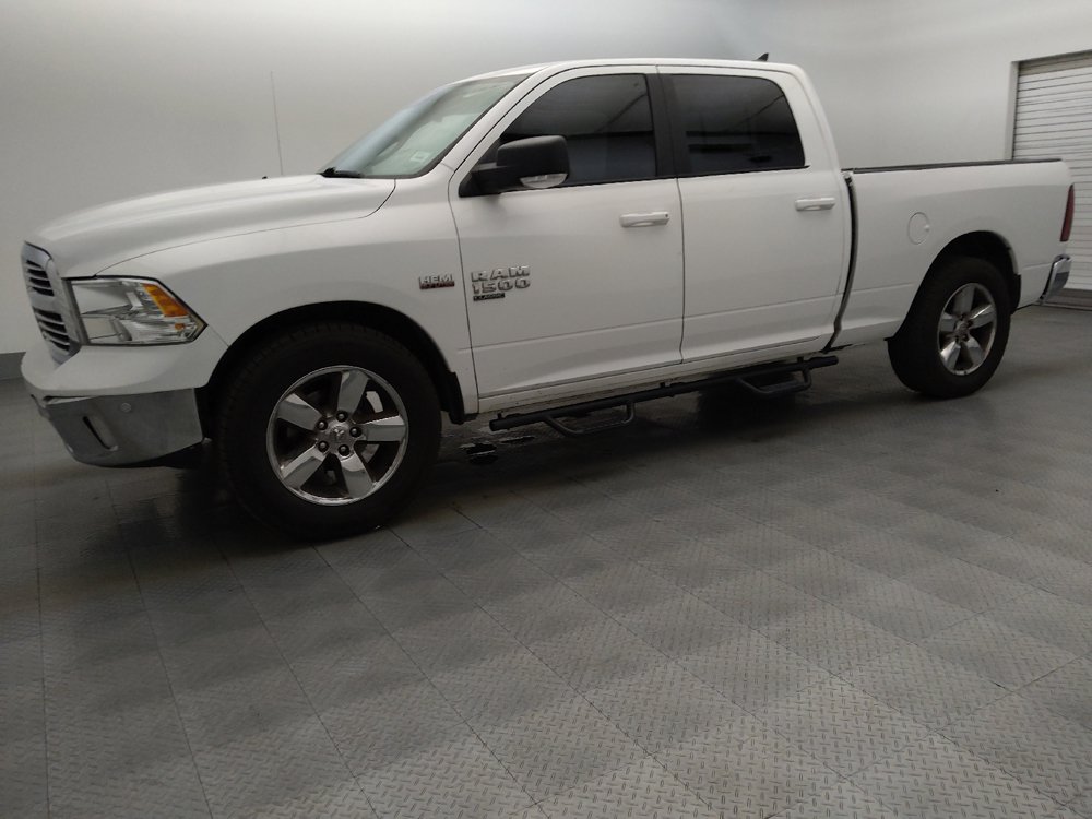 Used 2019 RAM 1500 Big Horn RWD image 2