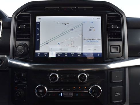 Used 2021 Ford F150 Lariat w/ Equipment Group 502A High image 17