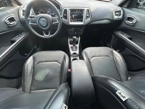 Certified 2021 Jeep Compass Latitude FWD image 12