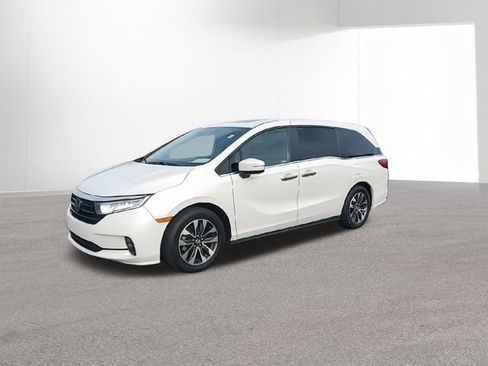 Used 2023 Honda Odyssey EX-L image 4
