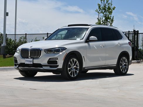 Used 2019 BMW X5 xDrive40i w/ Executive Package AWD/4WD image 5