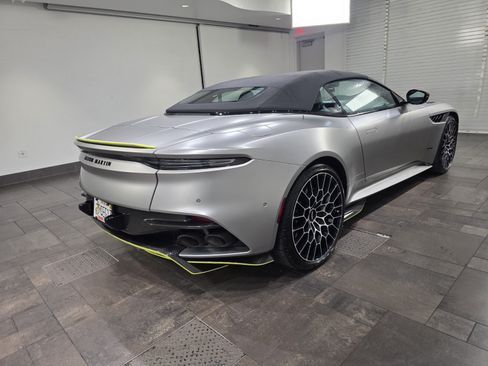 Used 2023 Aston Martin DBS Superleggera Volante RWD image 22
