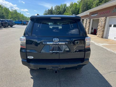 Used 2019 Toyota 4Runner SR5 Premium AWD/4WD image 6