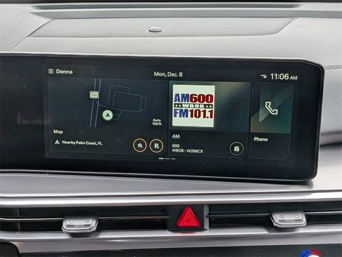 Used 2025 Kia Sorento S image 17