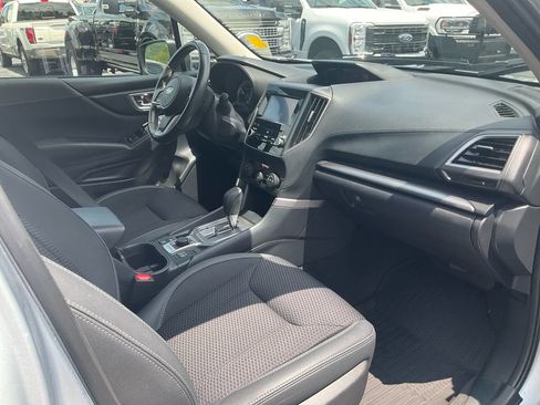 Used 2023 Subaru Forester Premium AWD/4WD image 11
