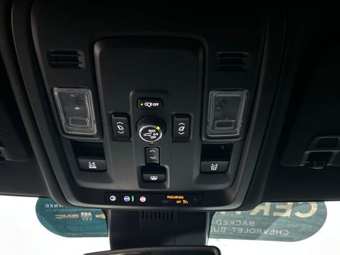 Certified 2025 GMC Yukon Denali w/ Sun & Power Step Package image 37