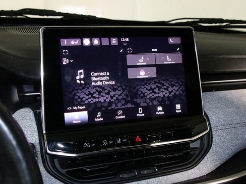 Used 2022 Jeep Compass Latitude image 17