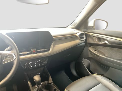 Used 2024 Chevrolet TrailBlazer ACTIV w/ Convenience Package image 23