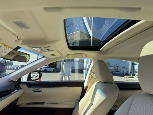 Used 2017 Lexus ES 350 image 14