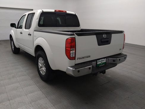 Used 2014 Nissan Frontier SV w/ SV Value Truck Package RWD image 5