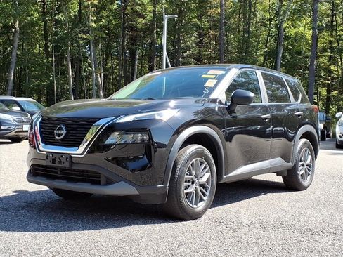 Used 2023 Nissan Rogue S image 12