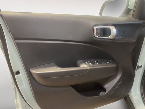 New 2026 Hyundai Venue SEL image 13