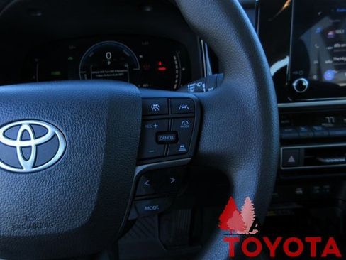 Certified 2025 Toyota Camry LE image 13