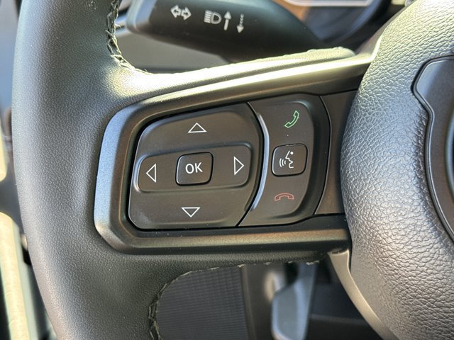 Certified 2025 Jeep Gladiator Mojave AWD/4WD image 28