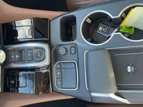 Used 2024 Acura MDX SH-AWD w/ Technology Package image 18