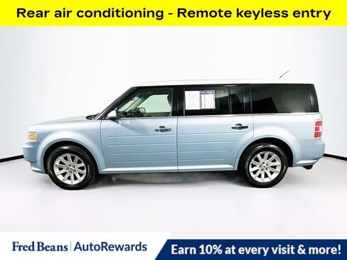 Used 2009 Ford Flex SEL image 4