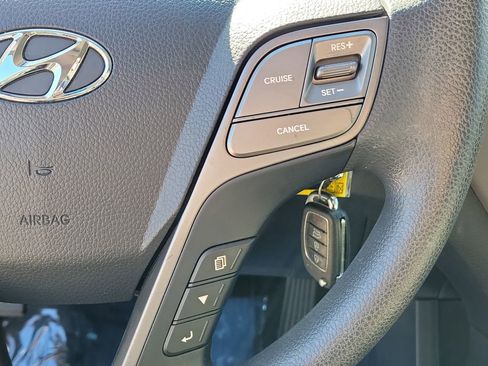 Used 2017 Hyundai Santa Fe Sport FWD image 22
