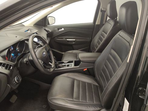 Used 2018 Ford Escape Titanium AWD/4WD image 17