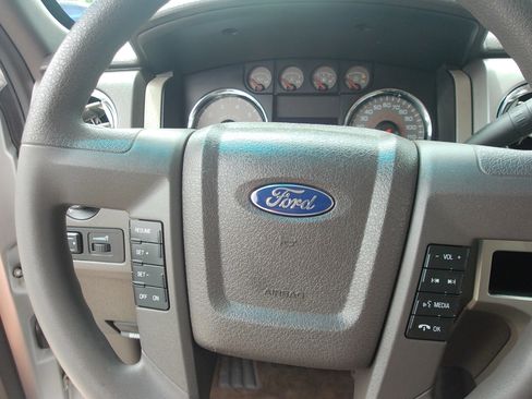 Used 2010 Ford F150 XLT RWD image 15