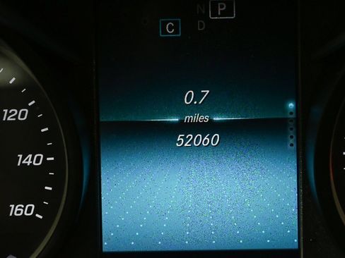 Used 2019 Mercedes-Benz C 300 Sedan image 12