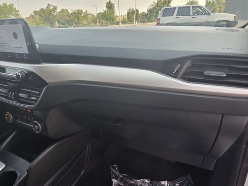 Used 2020 Ford Escape SE AWD/4WD image 22