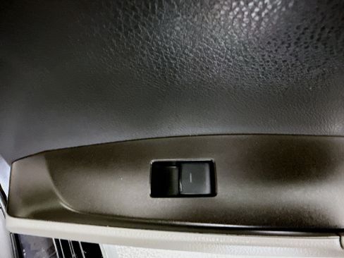 Used 2023 Toyota Camry SE FWD image 31