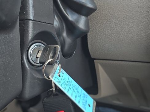 Used 2008 Ford F350 XLT image 24