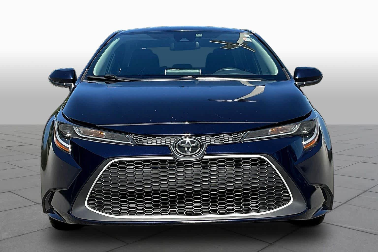Used 2021 Toyota Corolla LE FWD image 4