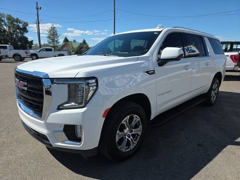 Used 2023 GMC Yukon XL SLE w/ Max Trailering Package AWD/4WD image 3