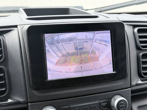 Used 2024 RAM ProMaster 2500 w/ Convenience Group image 14