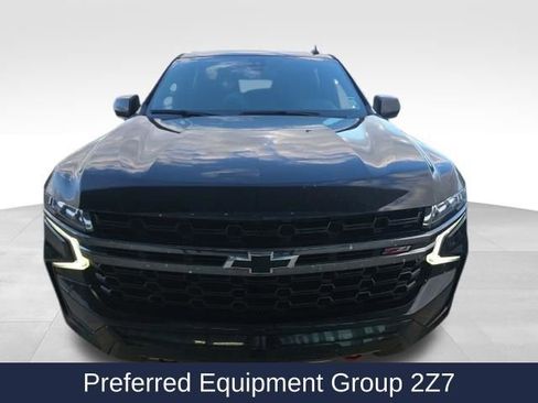 Used 2022 Chevrolet Suburban Z71 image 4