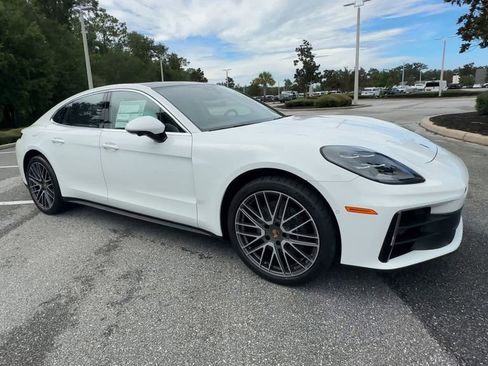 New 2025 Porsche Panamera image 2