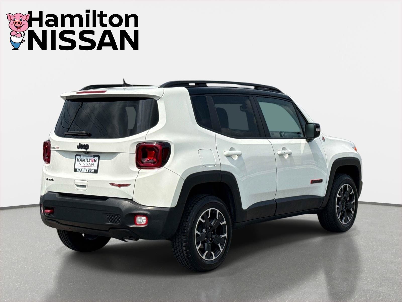 Used 2023 Jeep Renegade Trailhawk w/ Sun/Sound Group AWD/4WD image 2
