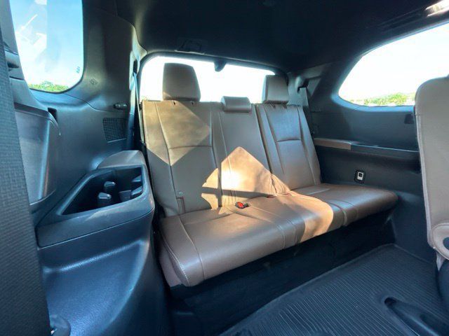 Used 2026 Toyota Grand Highlander AWD Hybrid image 42